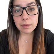 Profesora de inglés con 8 años de experiencia en aula y online. Estudios en el extranjero